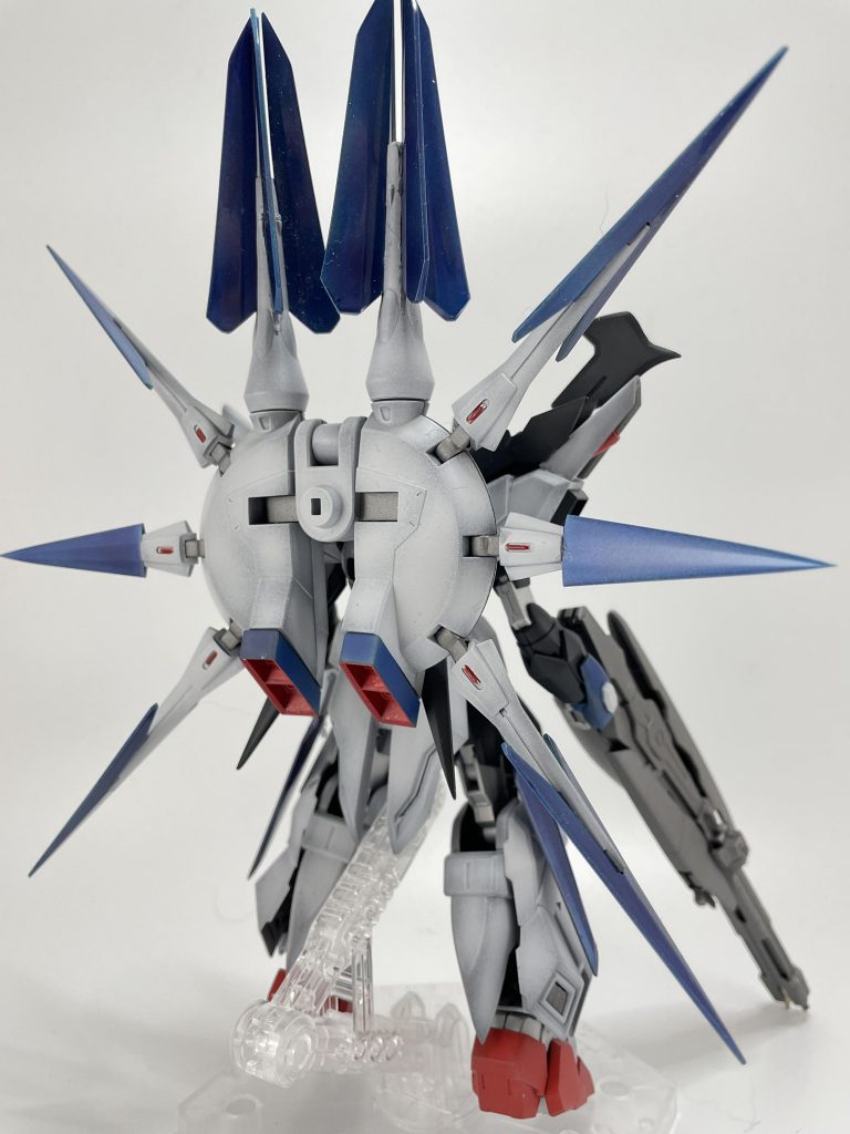 背面。ドラグーンのブレードはトランジェントとビルストギャラクシーコスモスから頂戴しました。