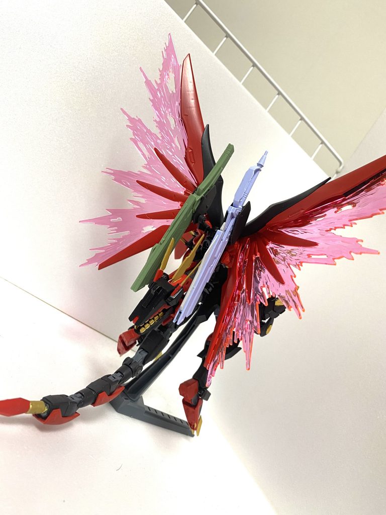 バックショットMS形態では不要と思われるパーツが後腰にあるように思われるが…