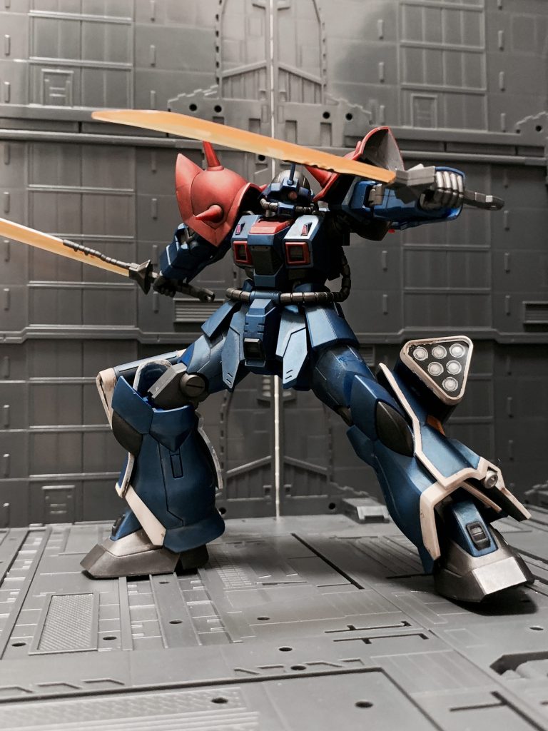 ヒートサーベル2刀。クリアパーツなのがまたいいですね。