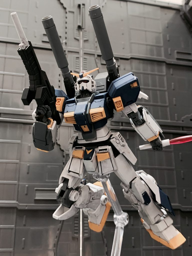 飛んでるイメージはありませんが、敵地に向かうマドロック的な。