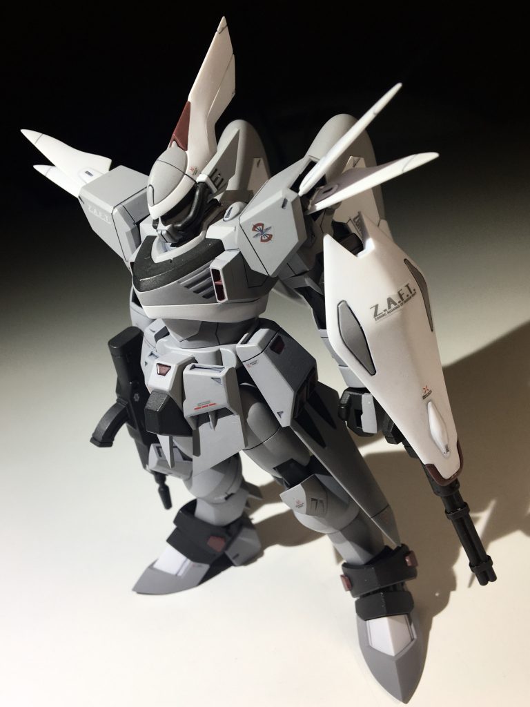 キットのプロポーションはとても良いと思います。足ちょっと伸ばしましたがw