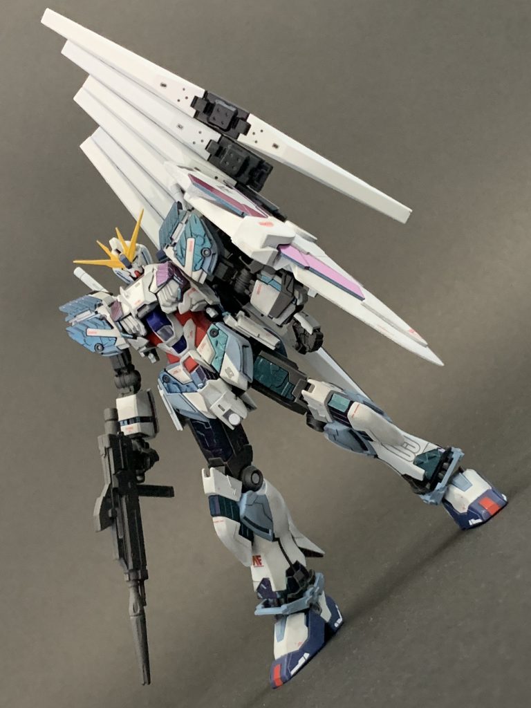 さらにナラティブガンダムF装備（ファンネル）