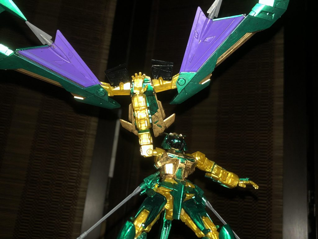 まさかの、腕にも装備⁉︎個人的には、これが迫力がある方だと思ってます。今回は制作工程が撮るのを忘れてました💦すみません💦