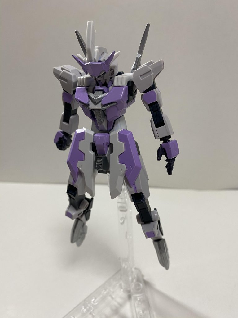 コアパルスガンダム緊急脱出形態本機はこのコアパルスを核として機体各部に外装を取り付けている。なのでこの姿はインパルスにおけるコアスプレンダーに該当する。