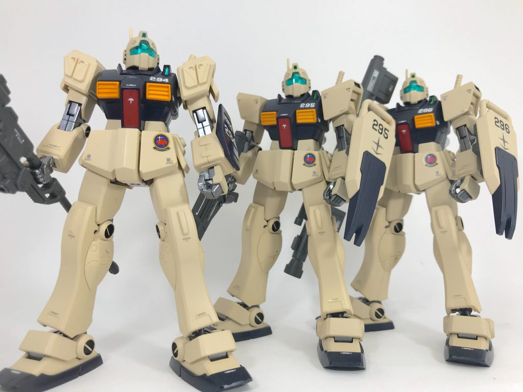 最後の集合写真。久しぶりにジム系を作成しましたが、やはり量産機は数があった方が見栄えが良いですな〜☺️ ジムⅢ三台分のストックがあるので第三小隊作成も…