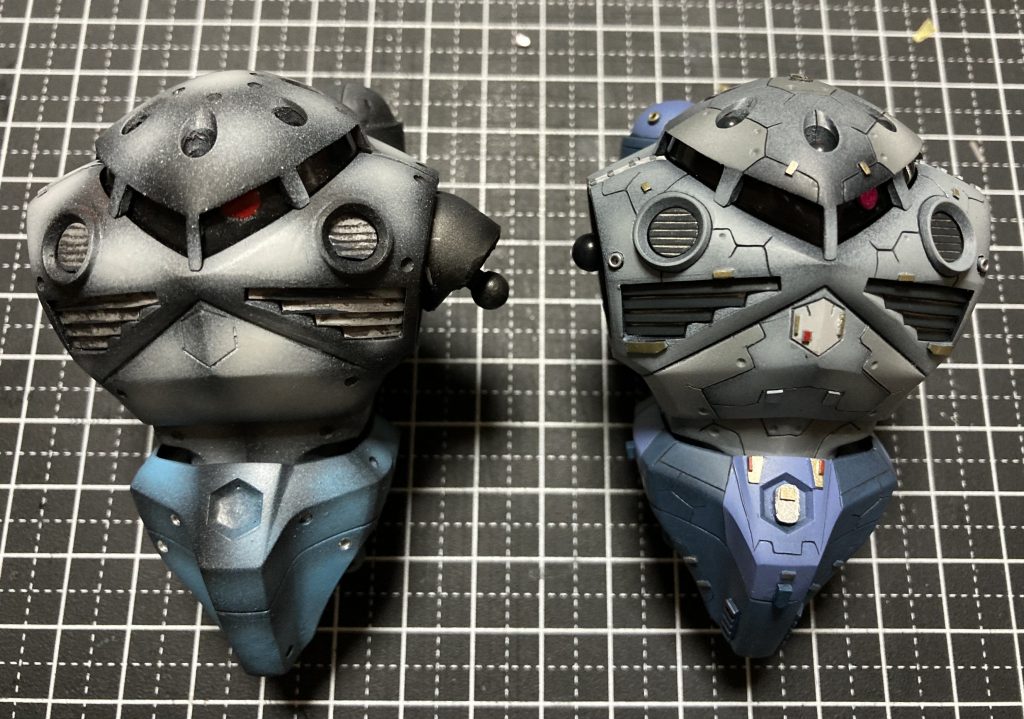 過去に作ったズゴックとの比較。スジボリは地獄でした(>_<)