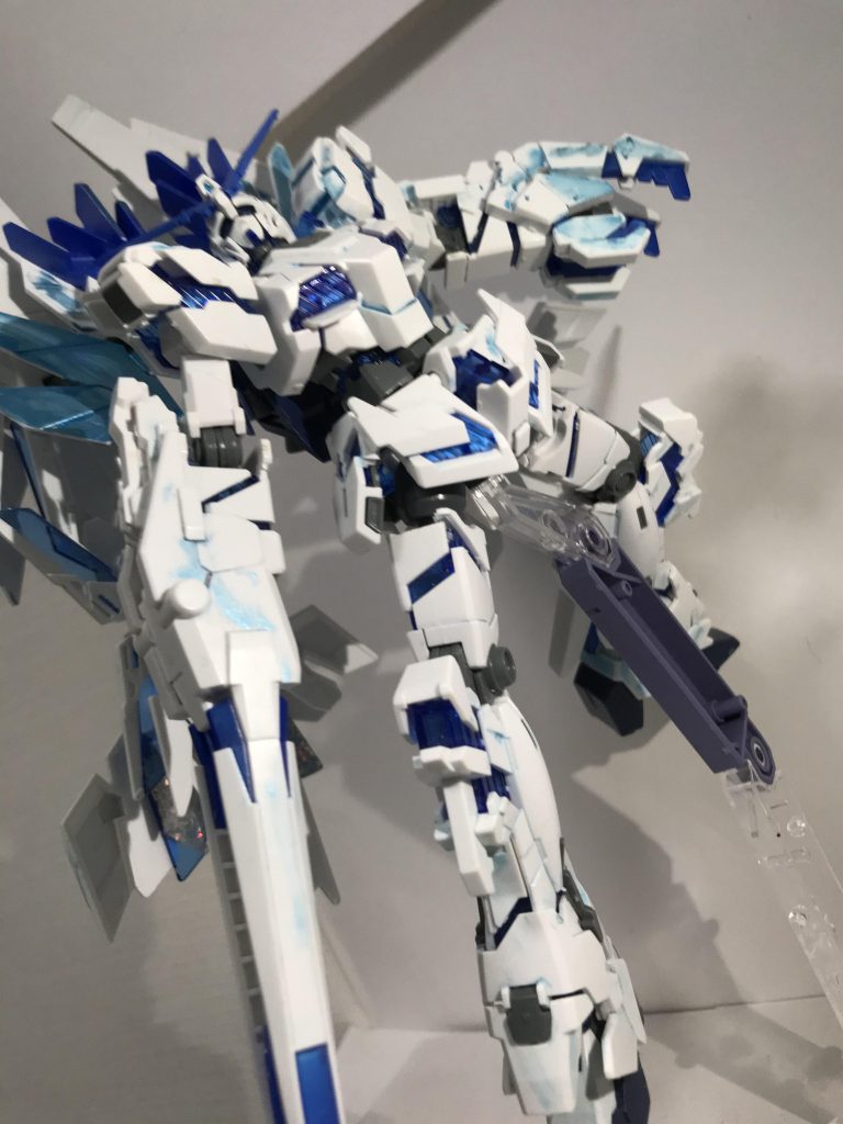 ユニコーンガンダム!俺は…行くヨ!下の文字がカタカナになる病気かナ?