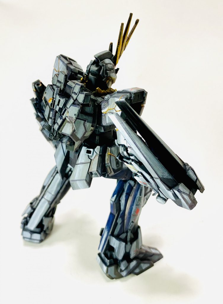 HG 1/144SCALE◇機動戦士ガンダムユニコーン バンシィ ユニコーンモード マリーダ仕様◇コミック調リタッチ立体絵画風◇塗装済み完成品LED電飾付き–4枚目/制作者：H4co Y