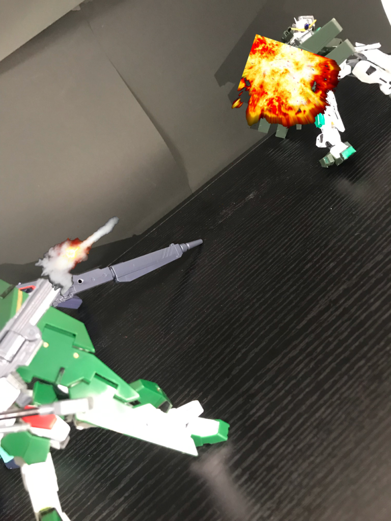 サバーニャ「二度も食らわんよ!」デュナメス「くそ!」サバーニャァ?「ちっ!隠し球!くらえぇ!」