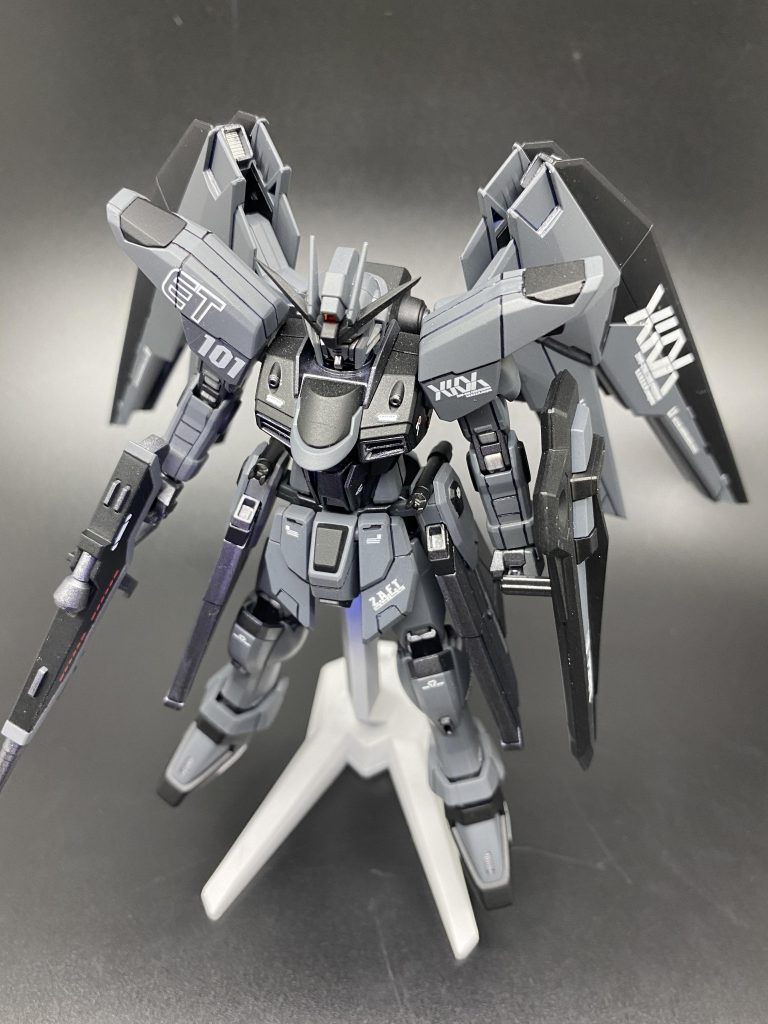 デカールはMG用のフリーダム、デュエル、デスティニー、シナンジュから流用してます。