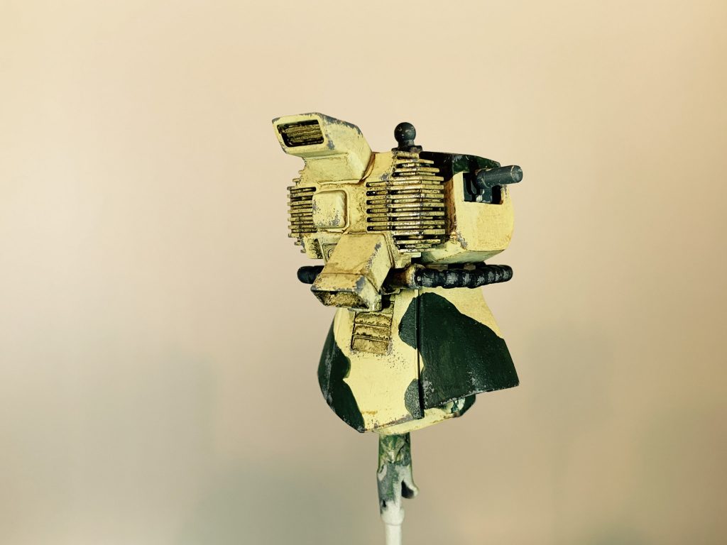 塗装したり汚したり。