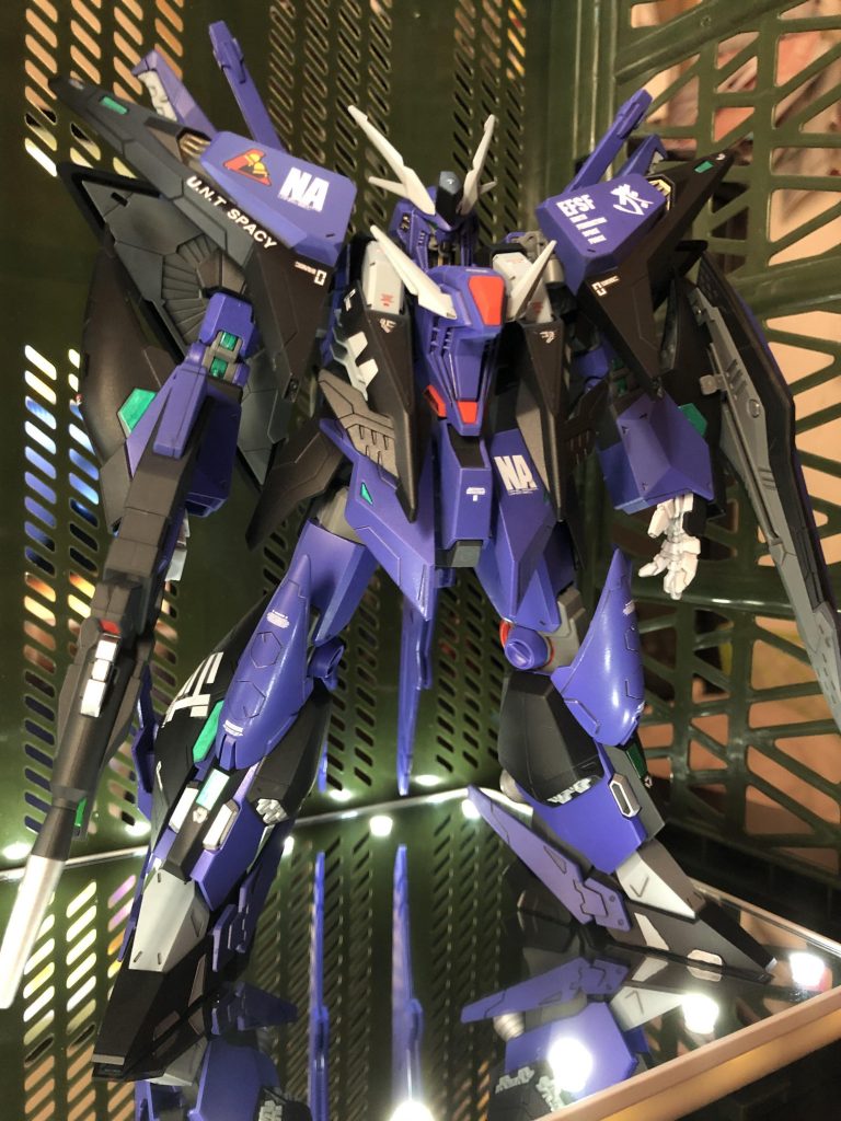 俺専用 クスィーガンダム２号機–3枚目/制作者：真樹京介