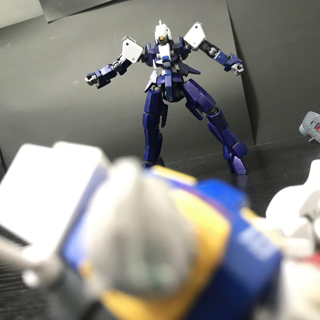 ？？？「命中だ！」