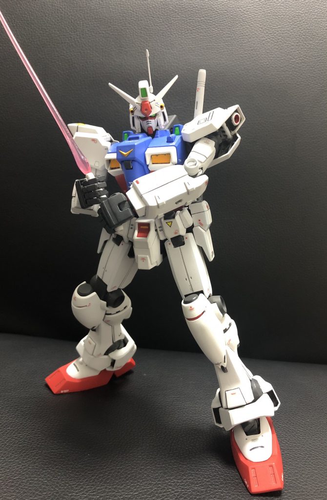 サーベル両手構え