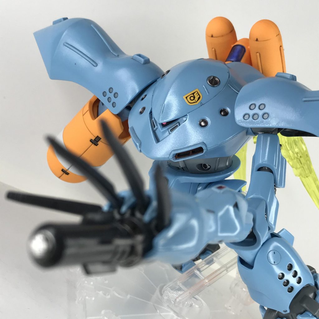 ミサイル、魚雷など撃ちまくって強襲！