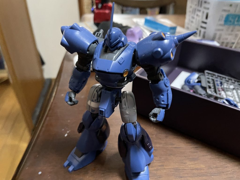 胴体部と脚部を延長してプロポーションを良くしました