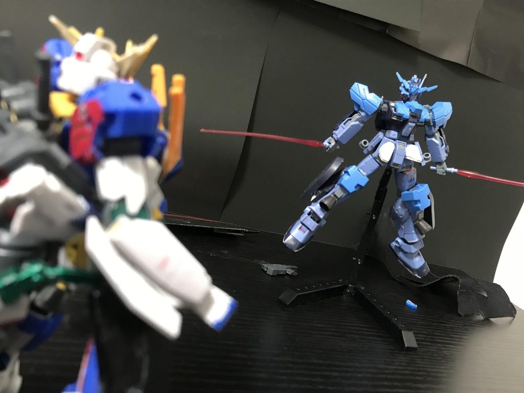 ペイルライダーDDD「…」ウーアオー「引く気はないのかい?」 ペイルライダーDDD「ない…」