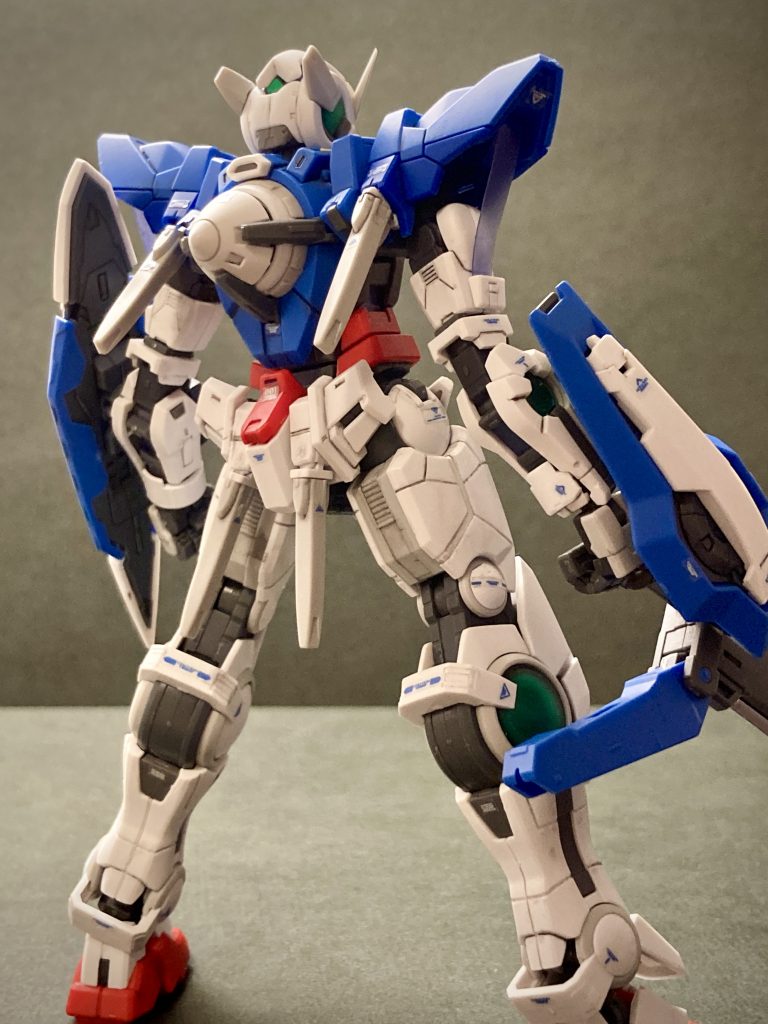 後ろ。1/144でこの密度は狂気。