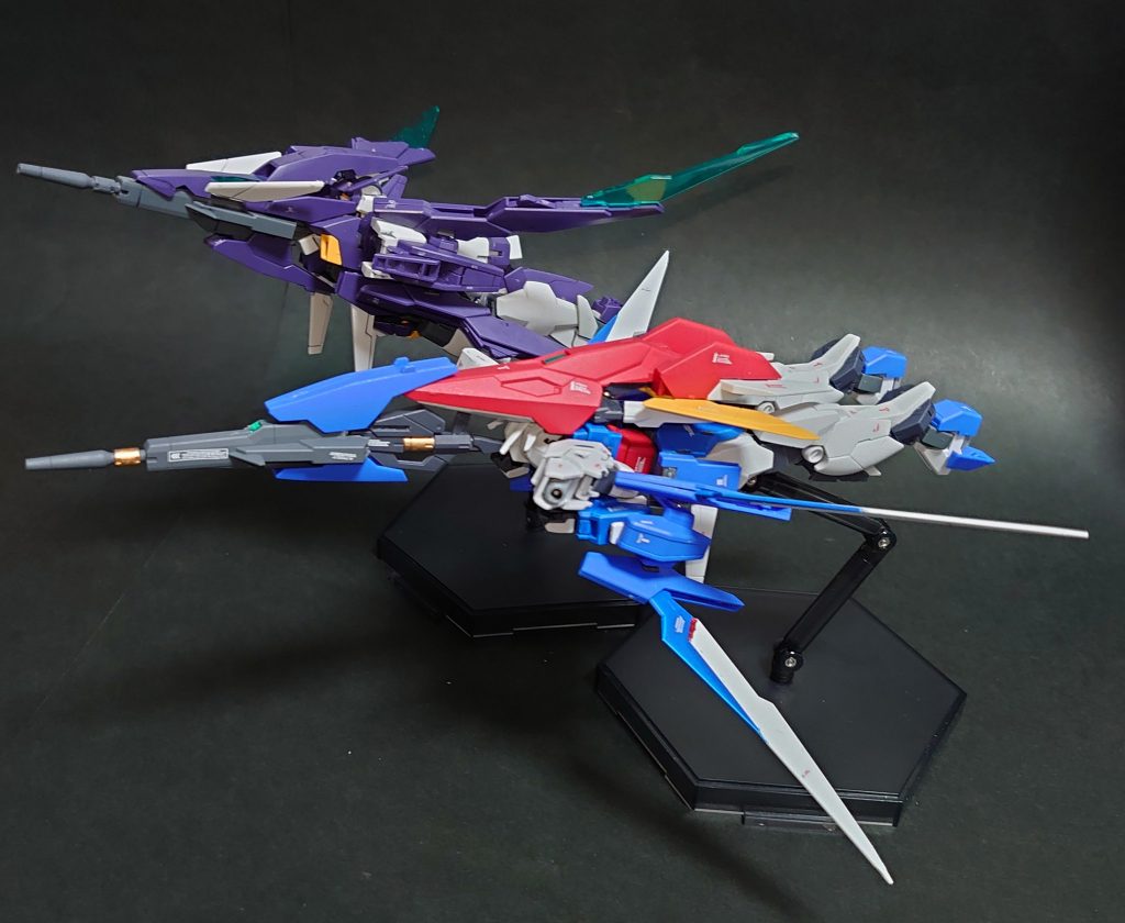 おや・・何かが現れたようだ