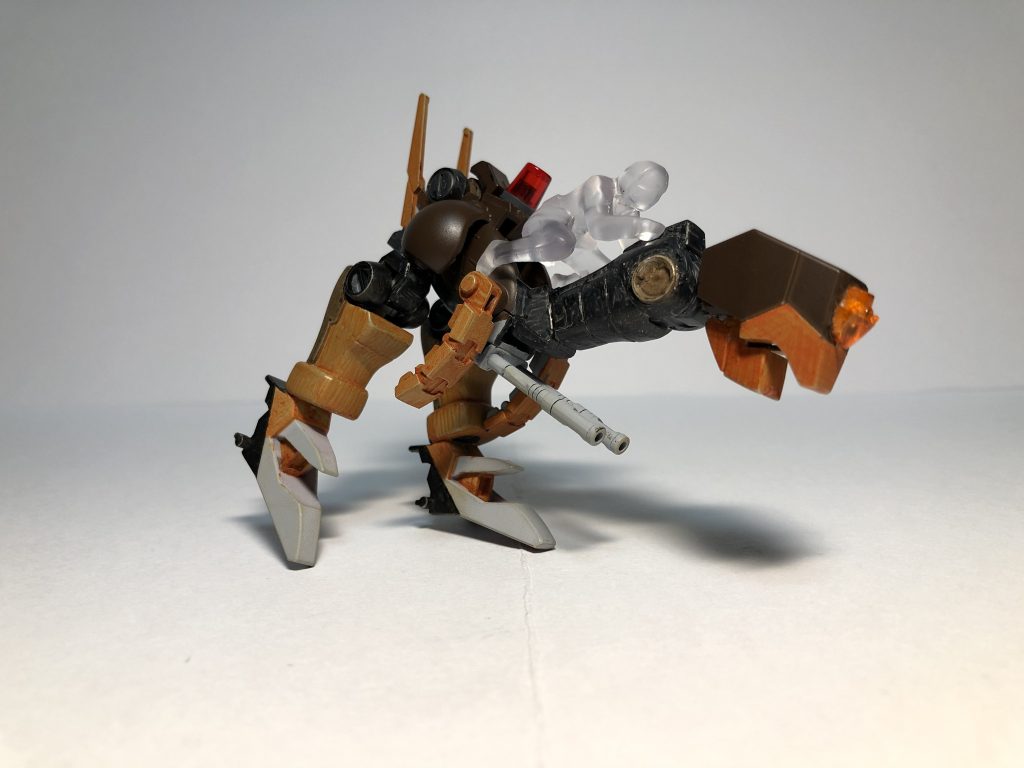 （ピピーピピーピピー）左に曲がります！