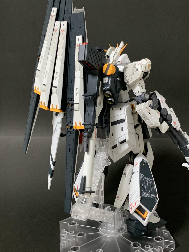 塗り分けはゴテゴテにならない様シンプルに