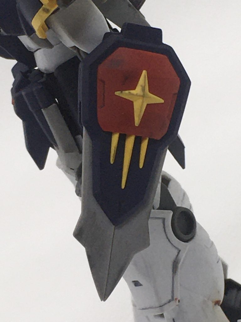 バスターシールドの先端や各種ビームエフェクトを尖らせ気味に加工