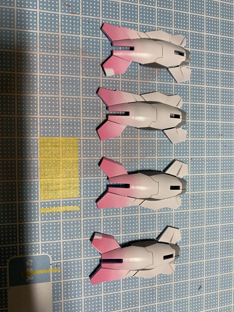 スジボリこんなにしたのは、はじめてだったので左右非対称になっちゃいましたが、情報量増えたのでよかったです。