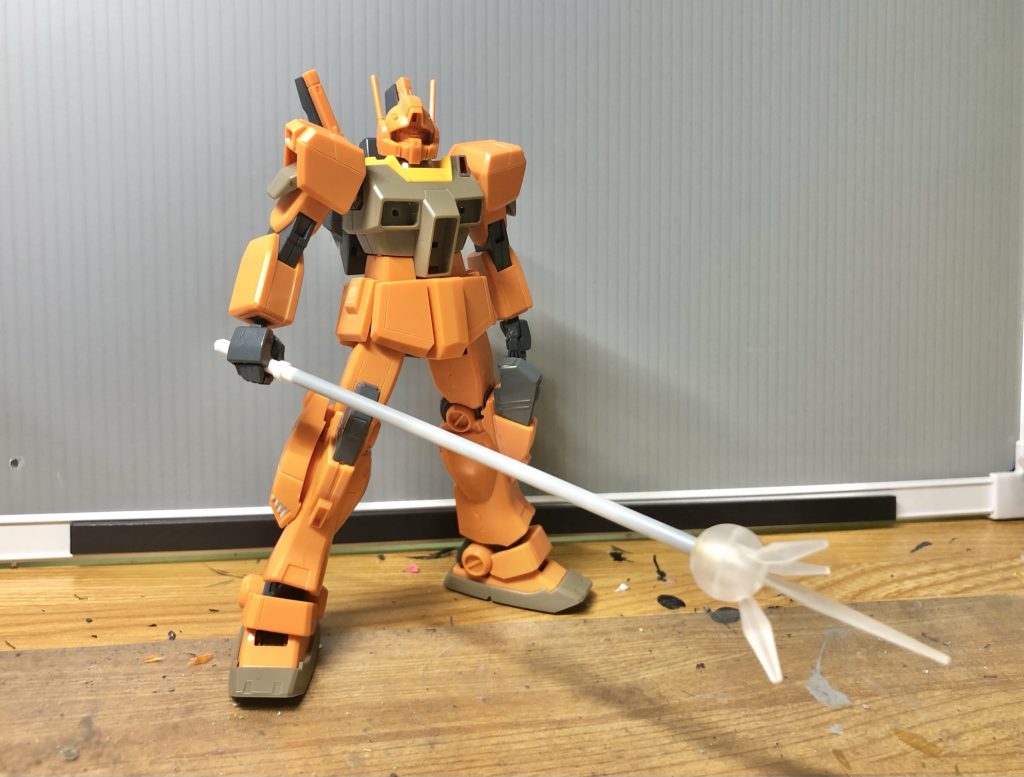 塗装前です。ジムIIIビームマスターがベースになっています。余剰パーツのおかげでジムIIIにも組めてかなりお得なキットです。