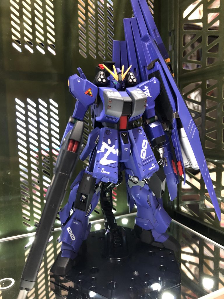 ロンドベル治安維持遊撃部隊アストライア隊所属チームライトニングνガンダム弍式〝ウィザード〟HWSマサキ.キョウスケ少尉搭乗機という妄想であります✨