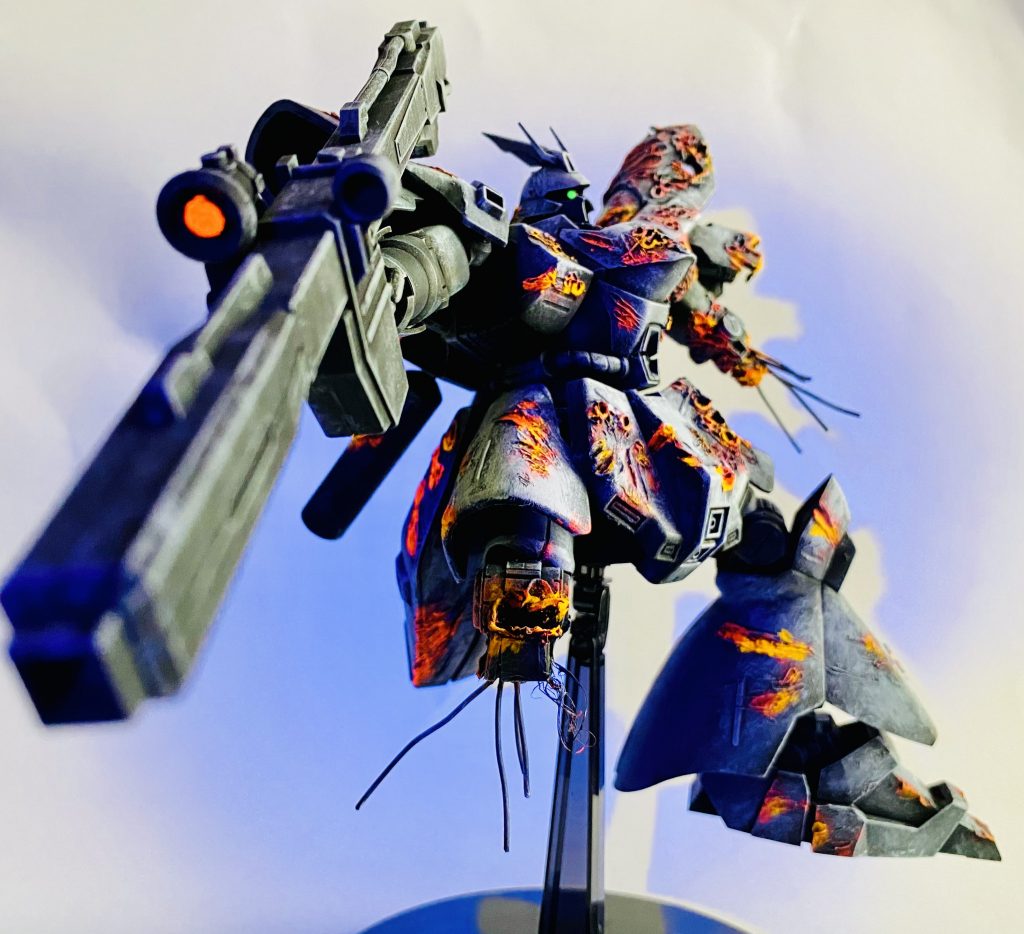 HGUC 1/144SCALE◇MSN-04 SAZABI サザビー 逆襲のシャア◇2次元彩色コミック調タッチ◇ダメージ加工塗装済み完成品–2枚目/制作者：H4co Y