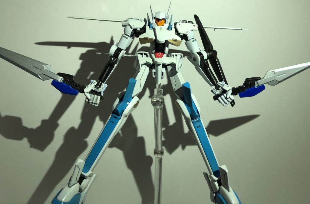 仕上げの最中目に写り、急遽追加したGNロング&ショートブレイド今思うと携帯用のジョイントを作るべきだった