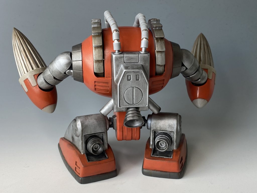 背面。ランドセルのバーニアの取り付け位置を変更しました。