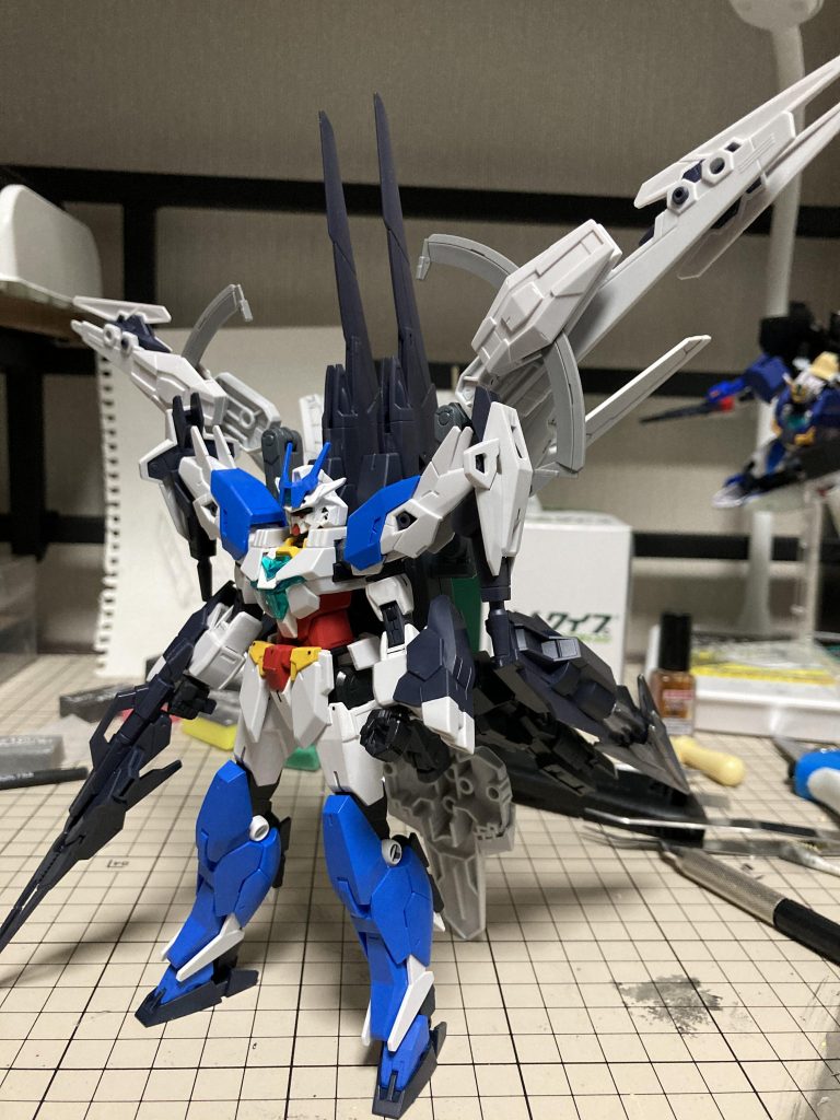 かなりシンプルな感じに。そして完成形に近い構成になってきました。因みにこの後の塗装は全部シタデルカラーでの筆塗り塗装で仕上げています。