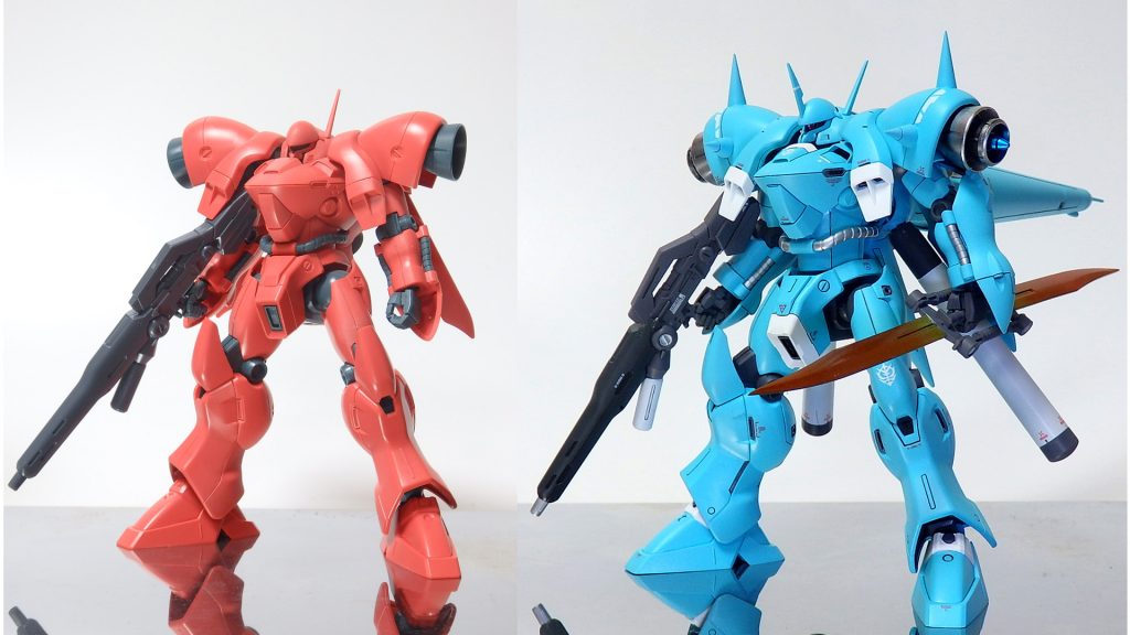 パチ組み状態のガーベラ・テトラと完成品との比較画像になります。・頭部アンテナの追加・肩部ユニットへのスパイクの追加、バーニアの二重化・各部延長工作によるプロポーションの変更・ツインヒートサーベルの採用・筋彫り、段落ちなどディテールの追加などが主な工作になります。