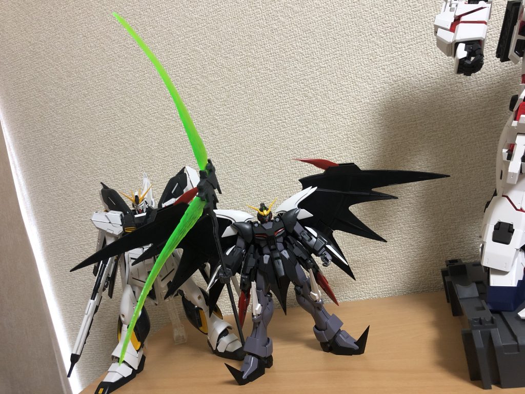 ツインビームシザースはTV版デスサイズヘルのように同方向に刃を持ってきて欲しかったところ