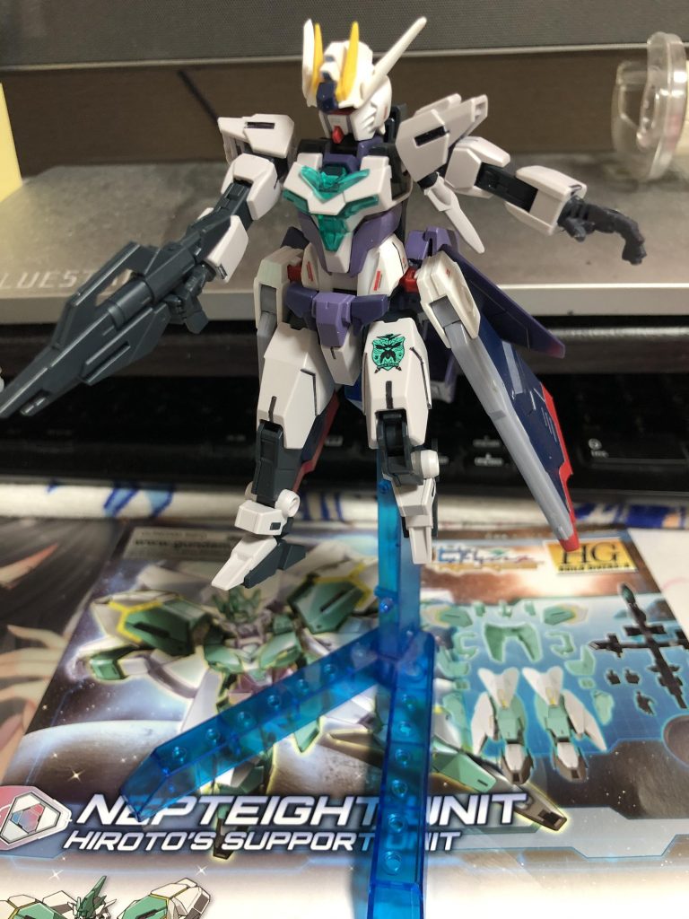 コアガンダムⅡです。腰のパーツをストフリのものにしてあります