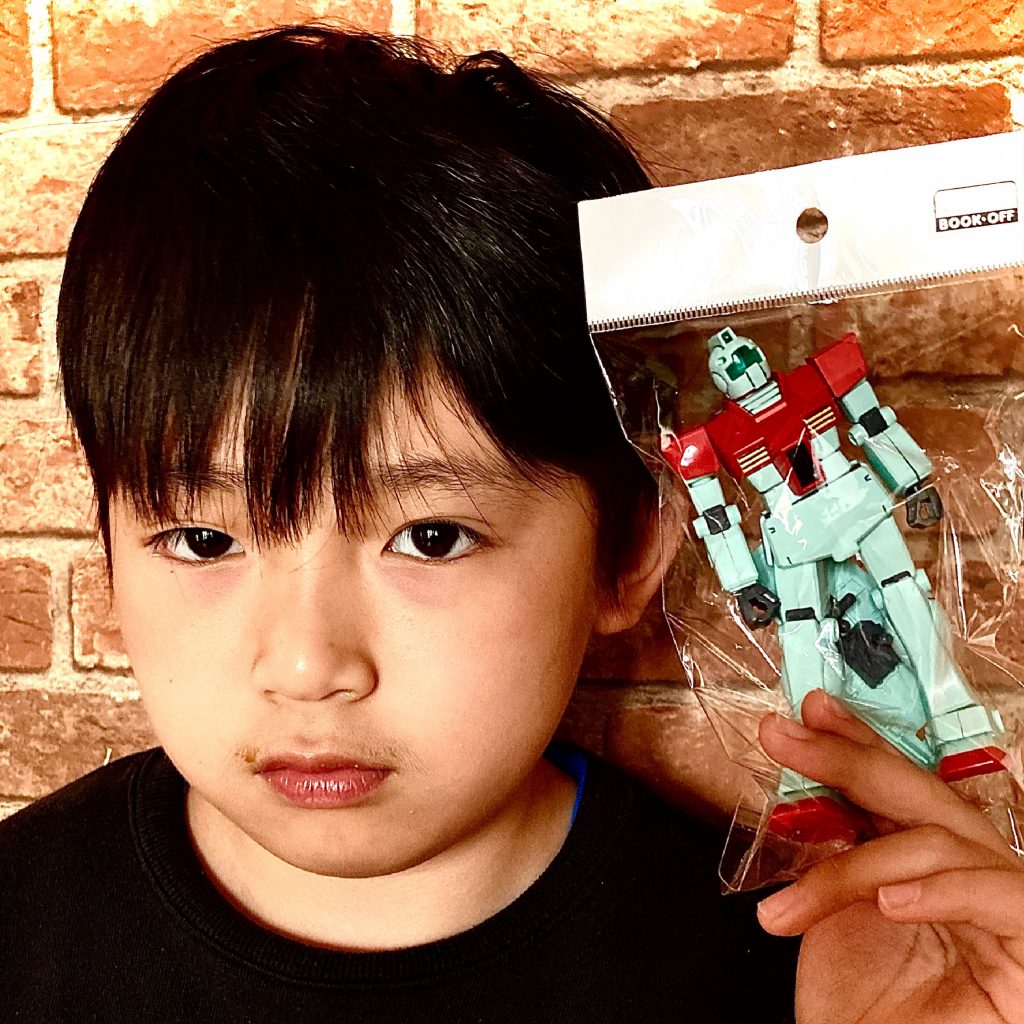 ブックオフジャンク品は最近全く見なくなりました。コロナ禍以降ガンプラ品薄と同時に探し回るのも大変になりました。｡ﾟ(ﾟ´Д｀ﾟ)ﾟ｡