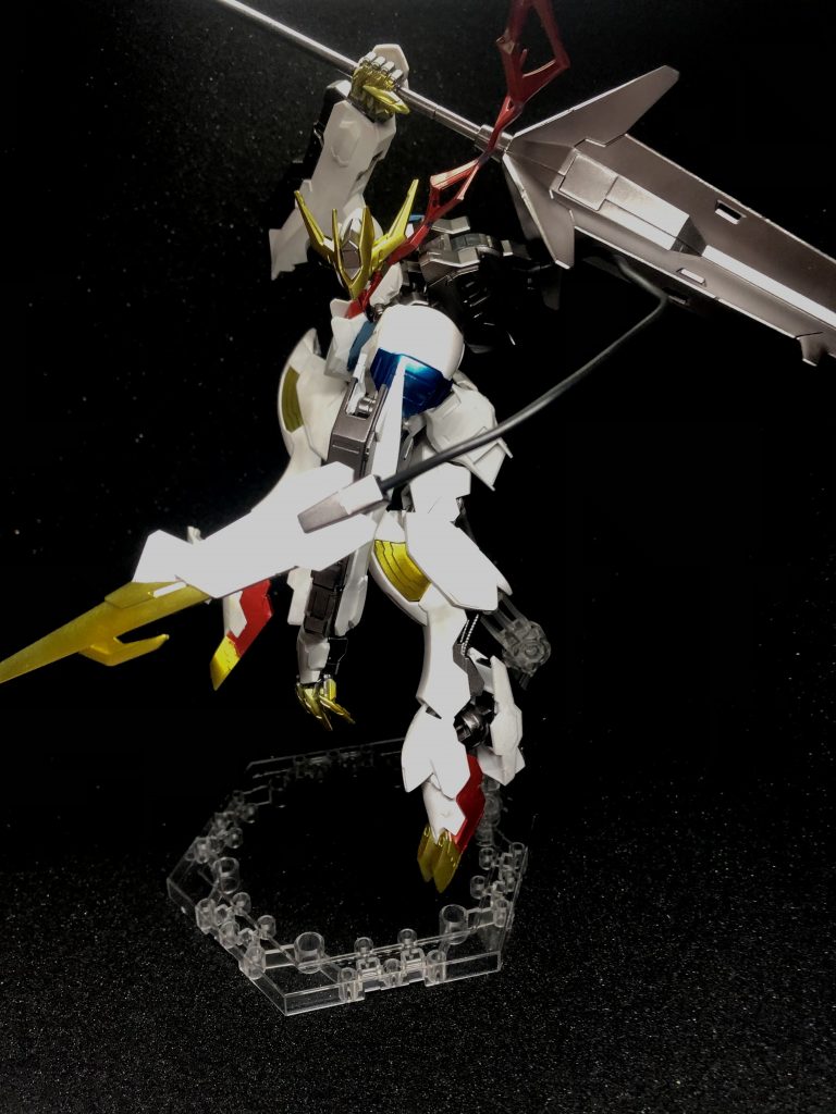 metal robot魂版のサンプルページからポージングを拝借してます