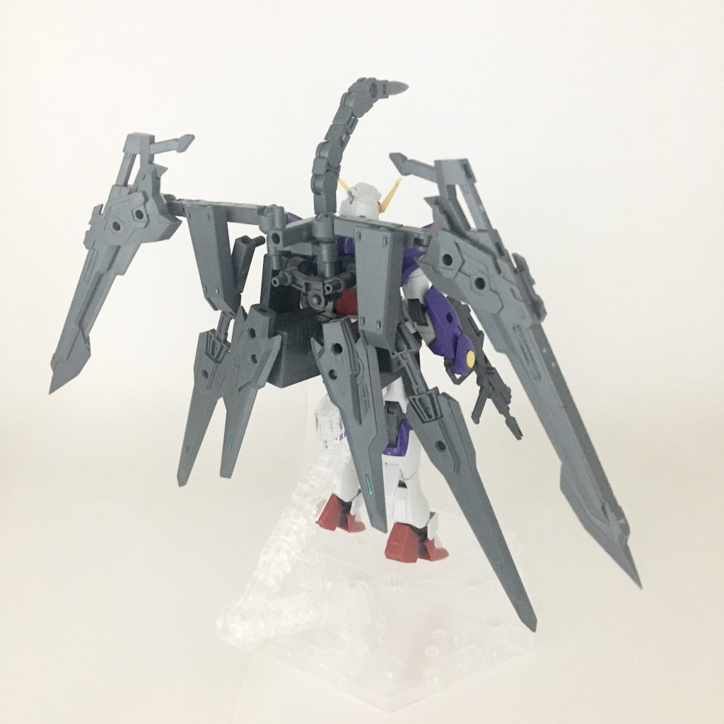 攻撃形態、背面。