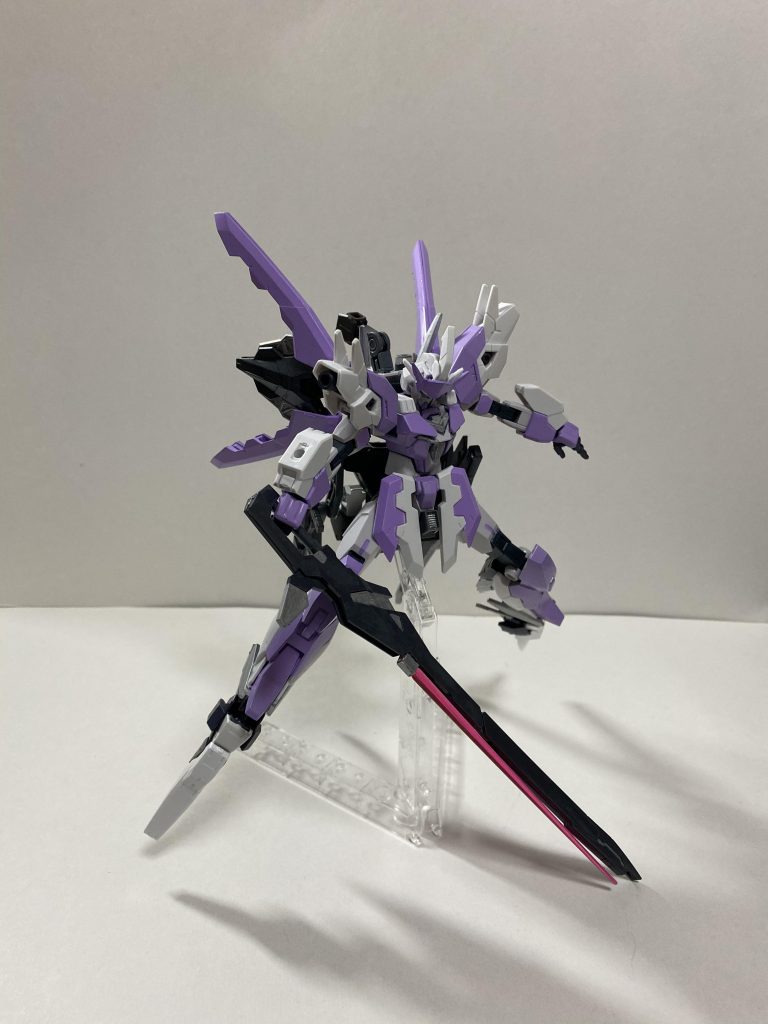 しかし旋回能力に難があるため、障害物が多いエリアでの戦闘は不向きである。