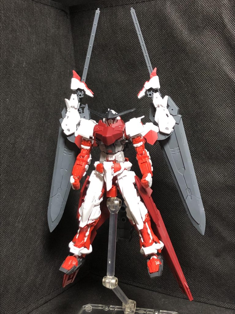 塗装前の最終段階タクティカルアームズを付ける気でしたが、あれだけ手に入れるのにブルーフレームを買うorジャンクを探るのが大変だと思ったのと、武器は槍にしたいってのがありこの武器をチョイスしました。