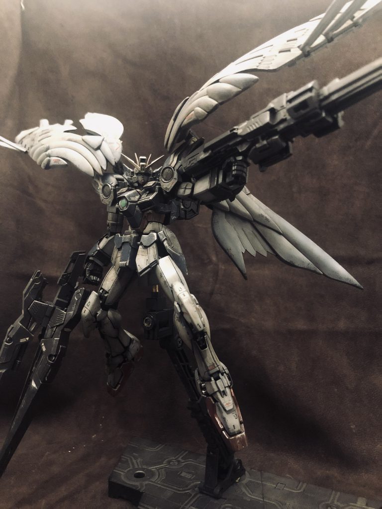 Wing Gundam Zero EW–4枚目/制作者：mammon