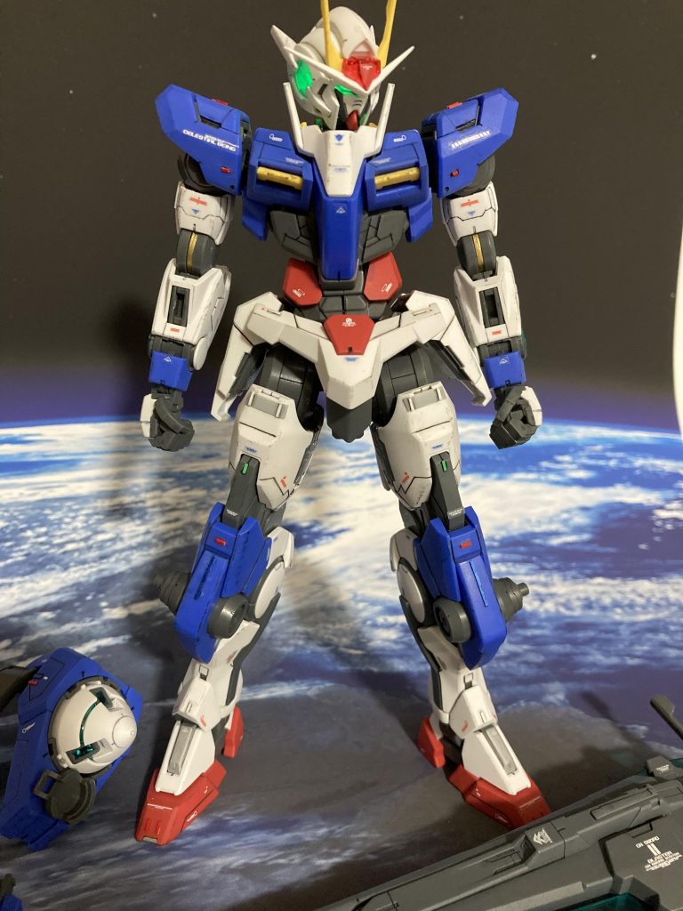 パーツ外した状態。ほっそりしてますね。