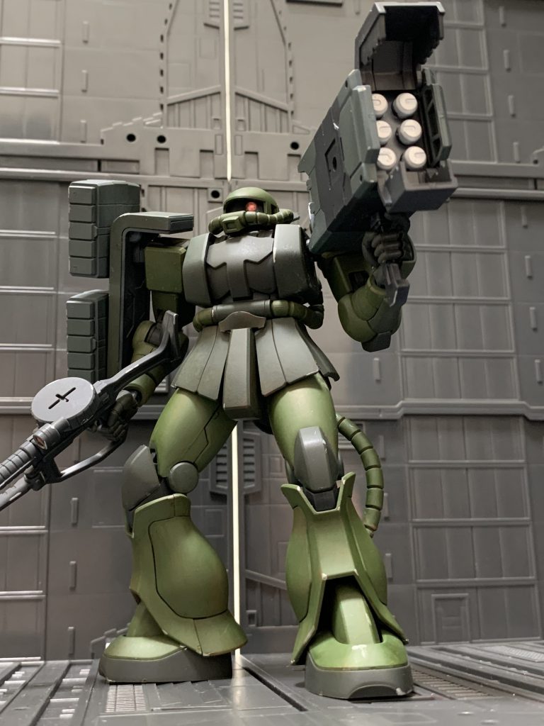 6連装ミサイルランチャー。コトブキヤMSGのです。塗り分けて本体色と合わせました。