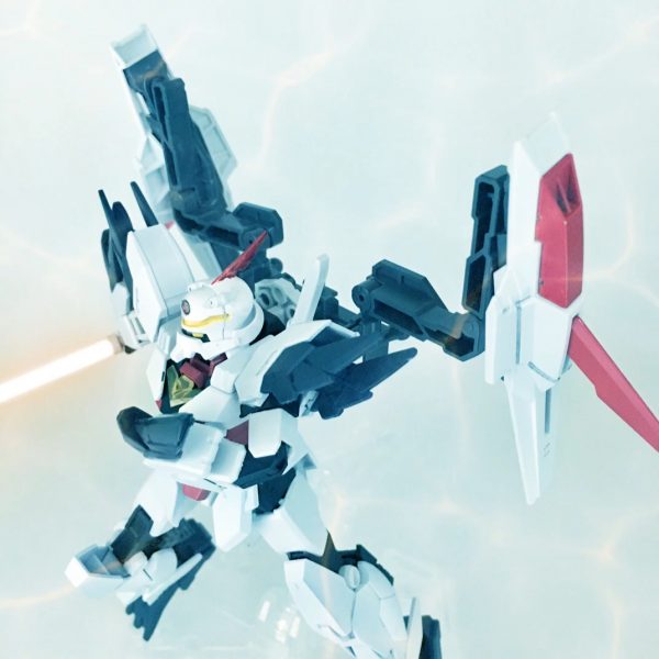 はくちょう座の戦士「ネェルガンダム・シグナス」