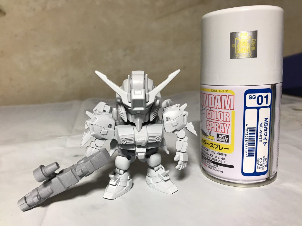 サーフェイサーからのMSホワイトスプレー