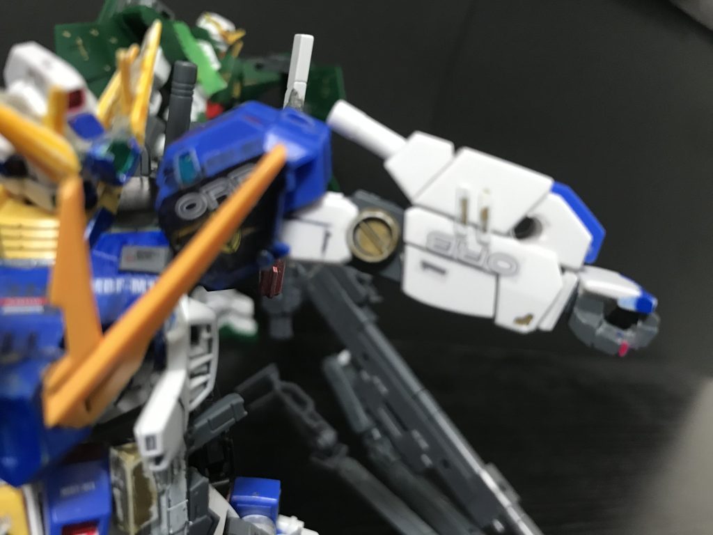 ウーアオー「そいつに何をした!」