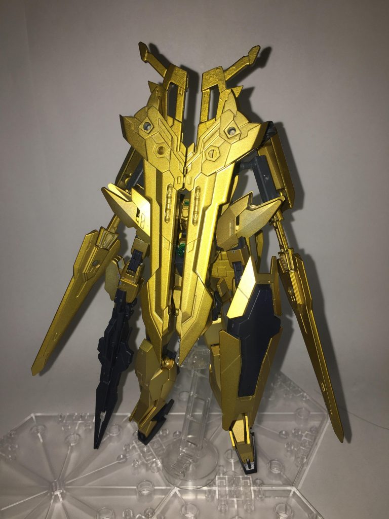 ブレイクソルゼロスガンダム、防御形態、正面。防御が全方位に及び、大気圏への突入もできる形態。