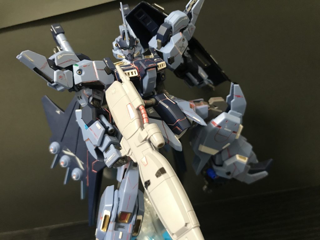 ポージングはガンスタさんで練習しましたので、今日はいいぞ!トーリスリッターの可動のおかげライフルが気に入らなかったので…