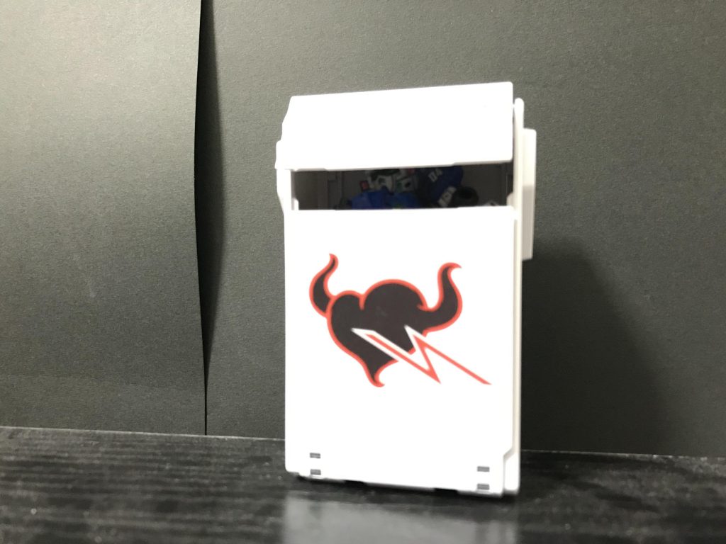 大好きだぁ！ありそうな質問Qウアオさんって頭悪いですね！AはいQウアオさんってピアノの音わかるって言ってましたがしらべてるんだろ？Aいいえピアノ弾けないですが音は　わかるんです謎の能力Qウアオさんってなんでそんなに　　うざいんです？A天性の才能ですかね（笑）Qウアオさんっていつもうるさいですが、意味はあるんすか？A天性の才能ですかね（笑）まあ作品の出来があんまりなんで、その分を　補おうとしてますねQウアオさんって自分で突っ込んだりこんな自分で質問して答えたりと、　まじやばいっすね！A Hi！以下質問はファクションです　　　　こんな質問されたことないです自分で考えました…とても恥ずかしいデス！ほかに知りたいことがあればどうぞ、お近くの投稿へ！